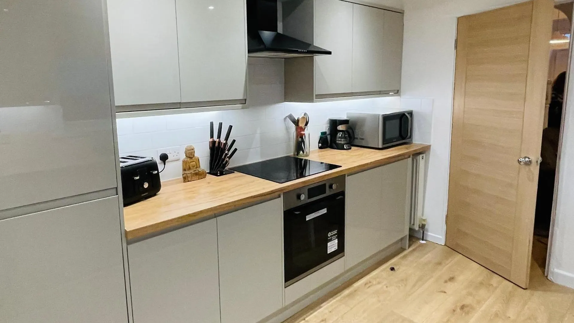 Holiday home Newly Refurbished City Centre House With Parking Exeter