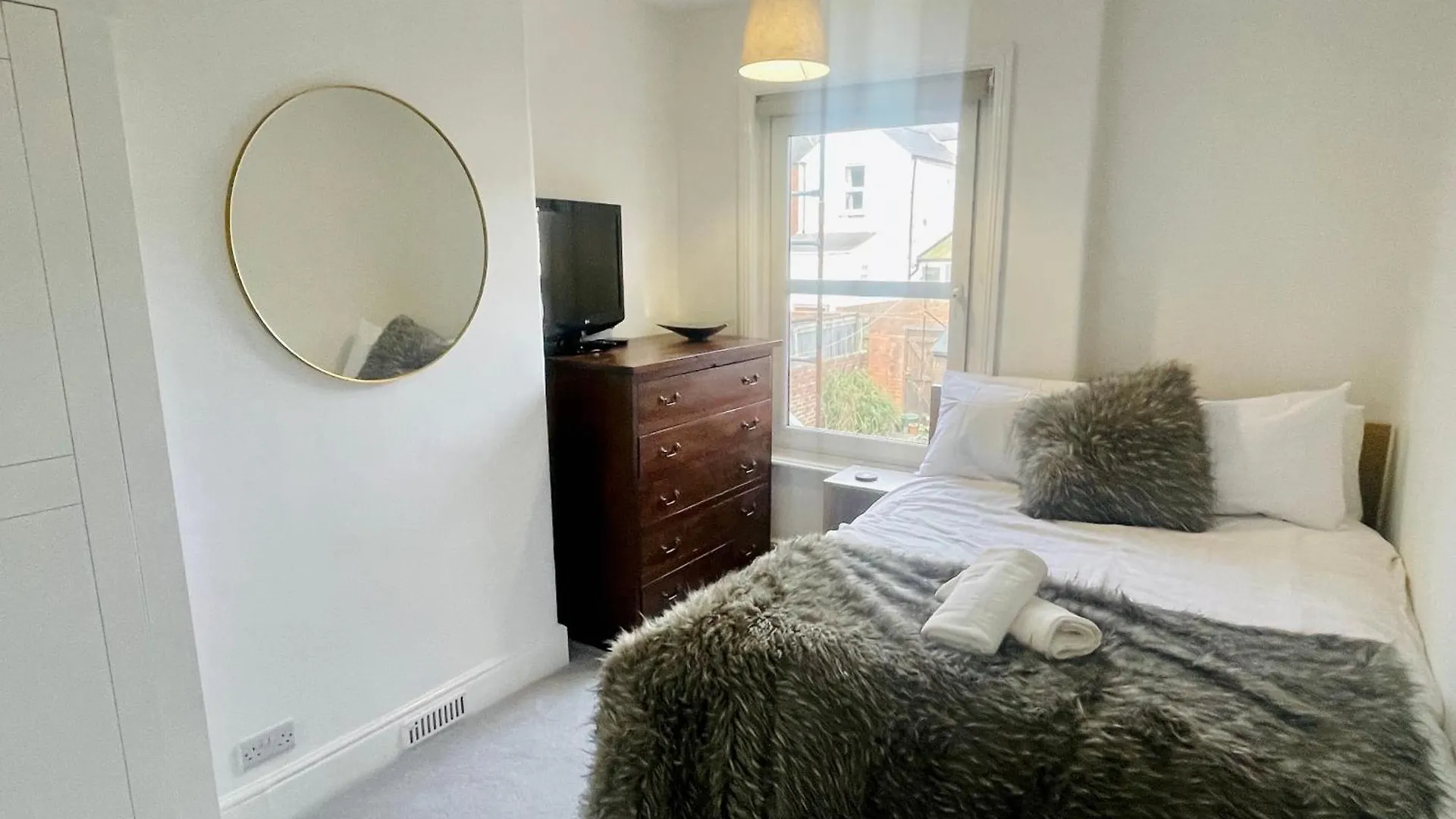 Newly Refurbished City Centre House With Parking Exeter 0*,  United Kingdom