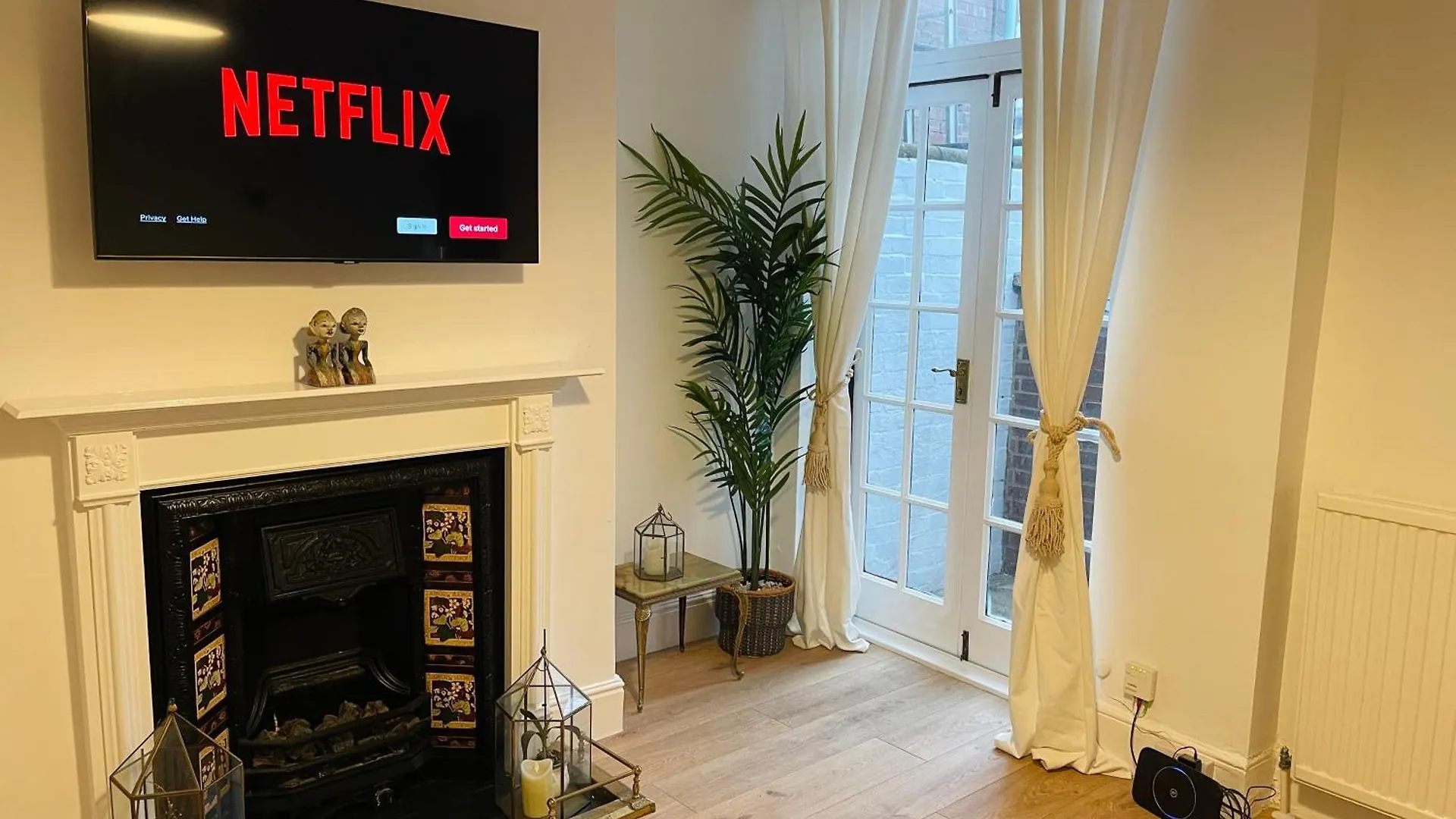 Newly Refurbished City Centre House With Parking Exeter Holiday home