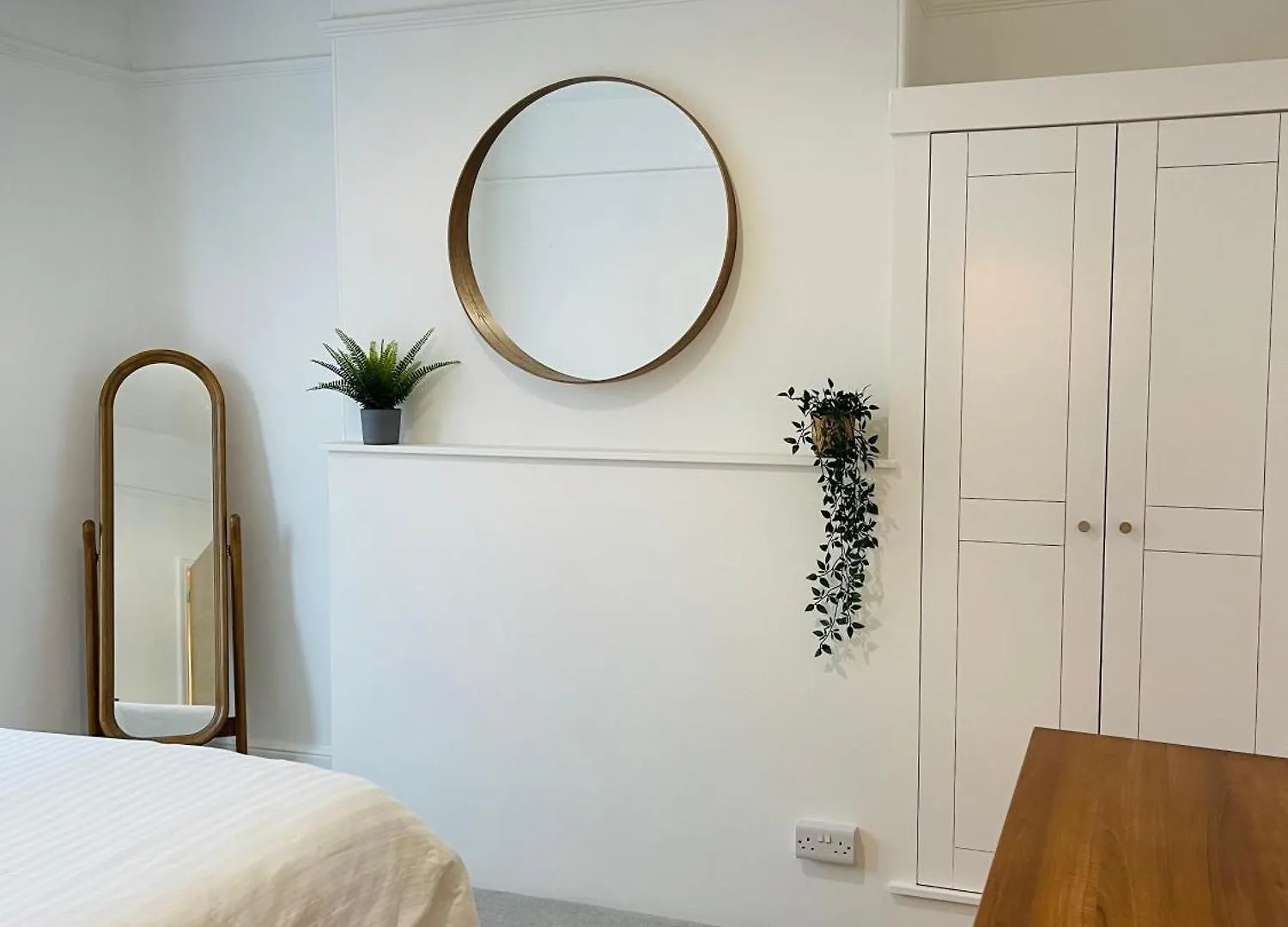 Newly Refurbished City Centre House With Parking Exeter Holiday home